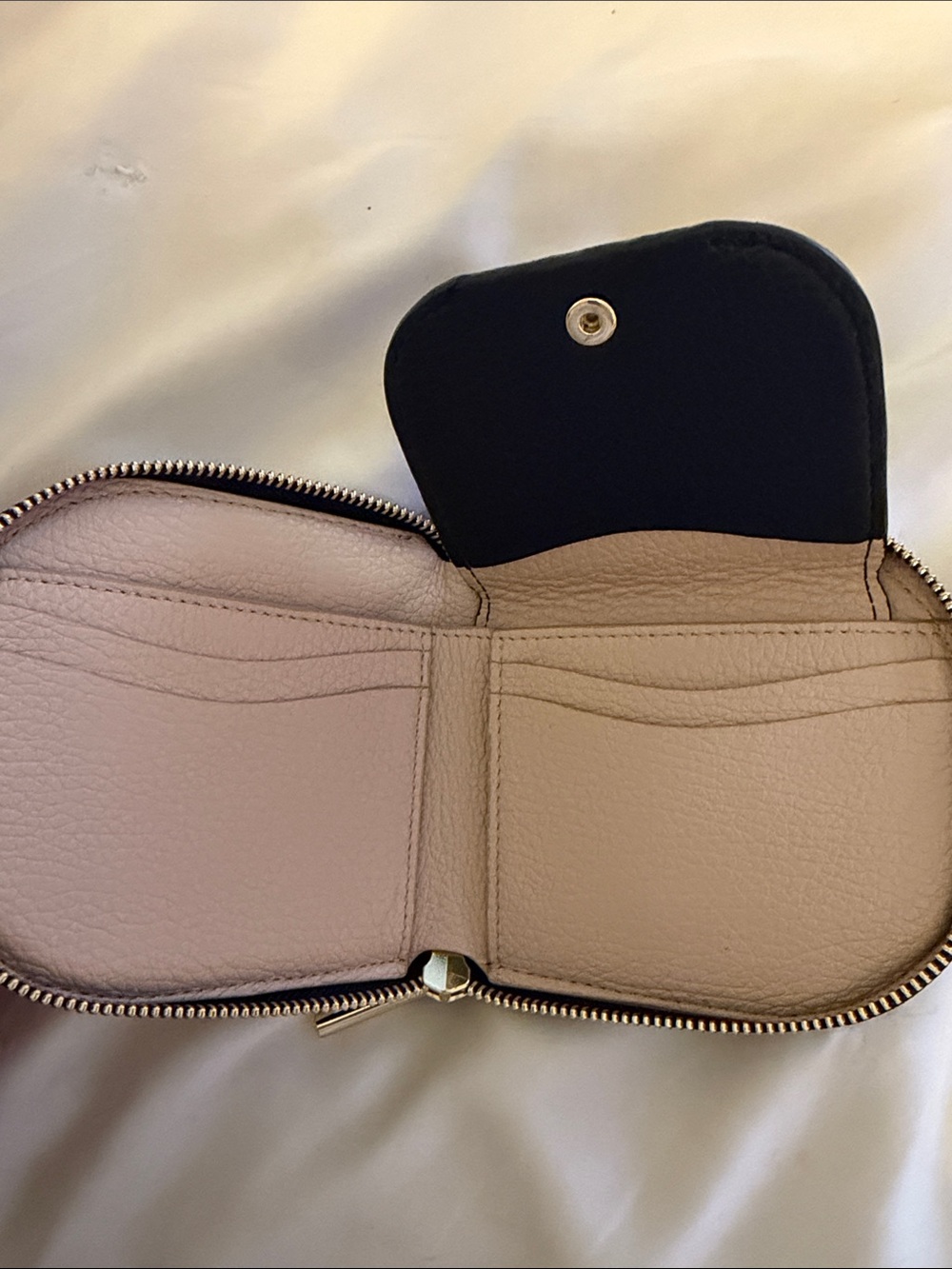 NWOT Duo Small Zip Wallet in Black - Picture 8 of 13